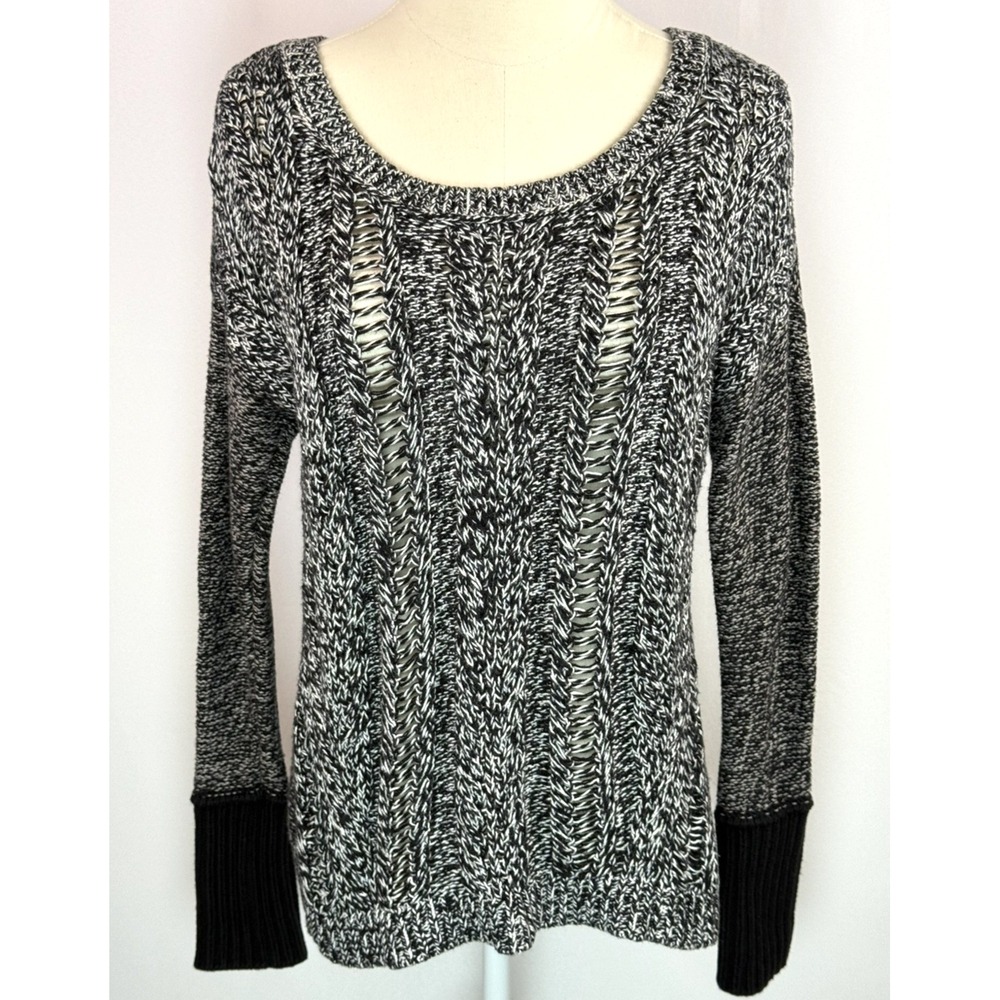 American Eagle Women Black White Knit Cable Sweater Size M Relaxed Round Neck